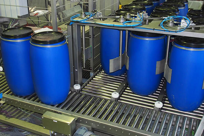 Roller conveyors - for container conveyor technology